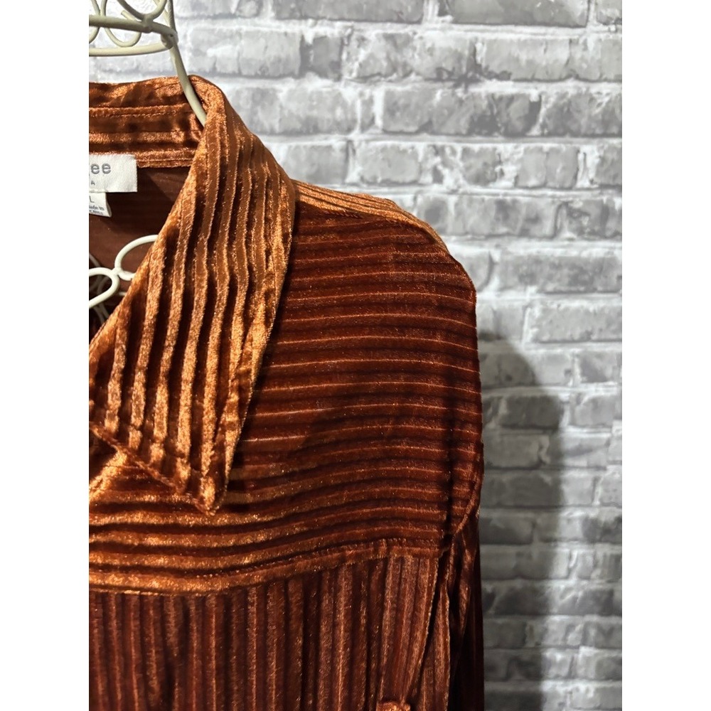 Velvet Collared Top-Rust - Picture 4 of 5